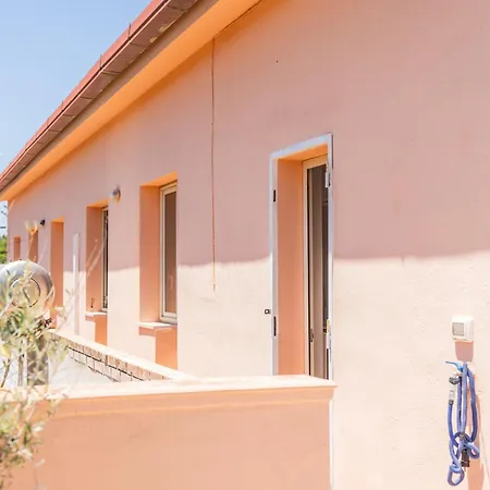 Apartment 300 Meters From The Sea