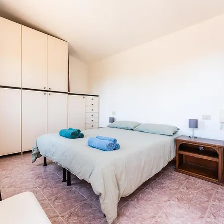 Apartment 300 Meters From The Sea
